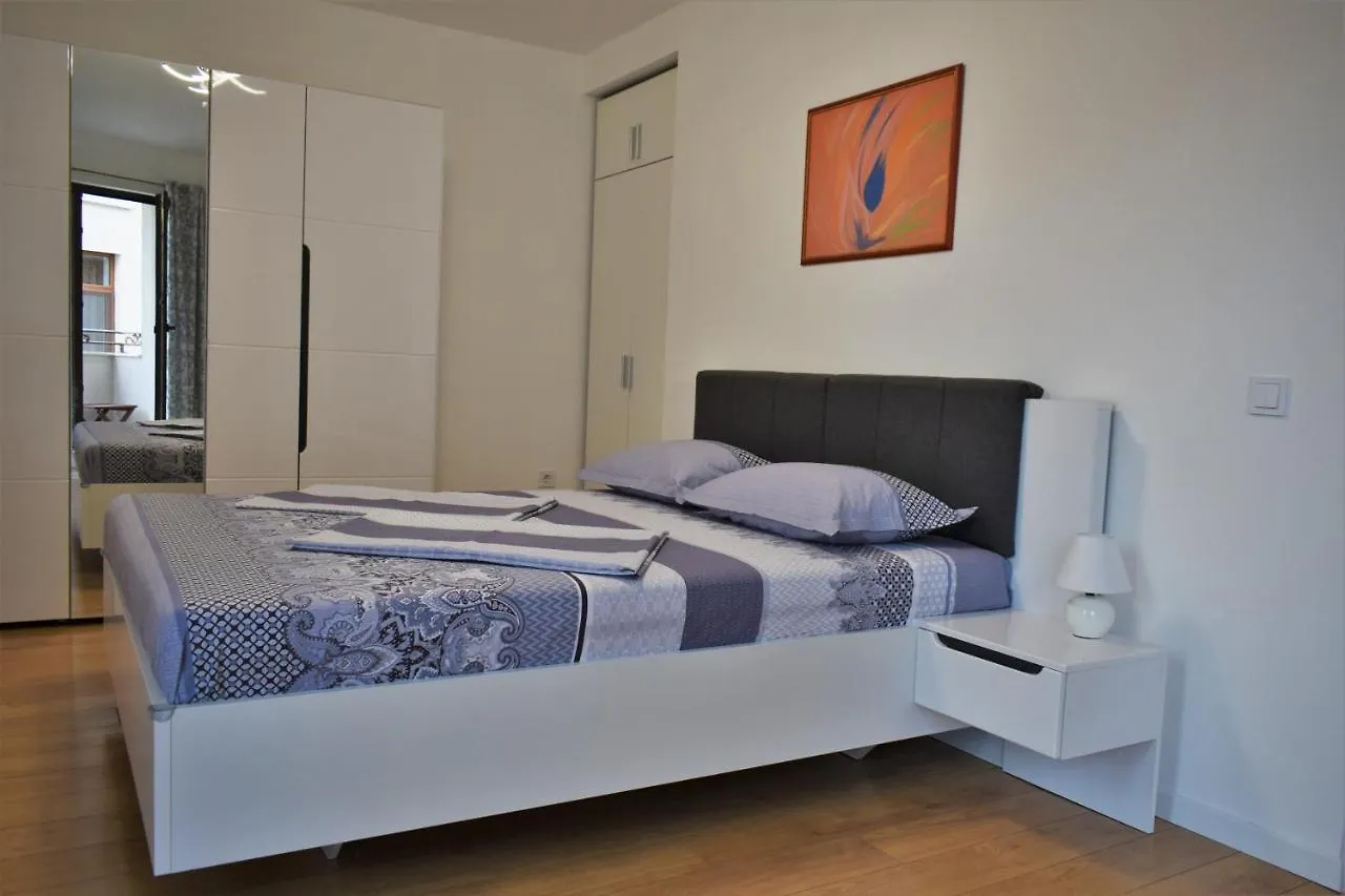Top Center Apartment Gramophone With Private Parking Burgas Bulgaria