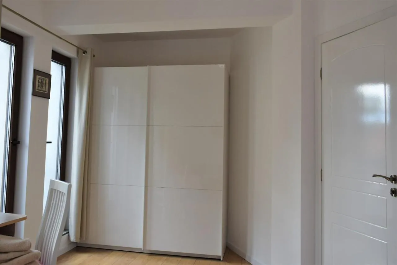 Top Center Apartment Gramophone With Private Parking Burgas