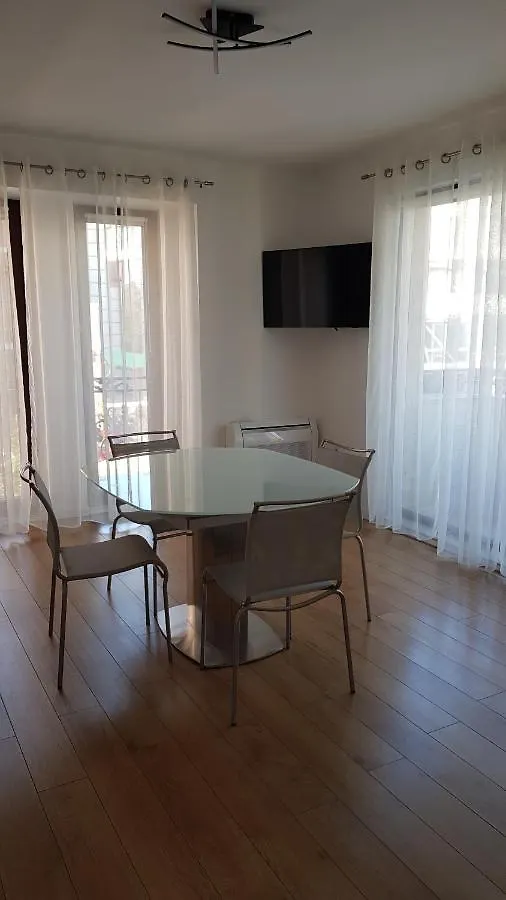 Top Center Apartment Gramophone With Private Parking Burgas Bulgaria